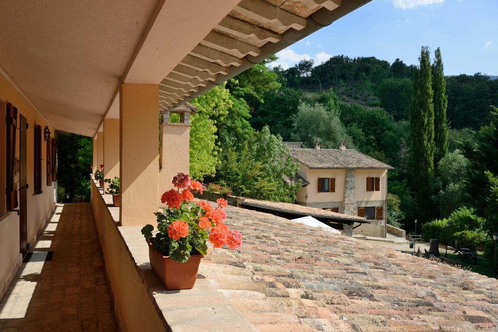 Le Querce Di Assisi Guest House Piano Delle Pieve Exterior photo